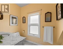 3 MARMORA STREET - 21