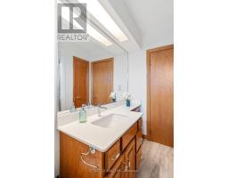 306 BURLINGTON CRESCENT - 13