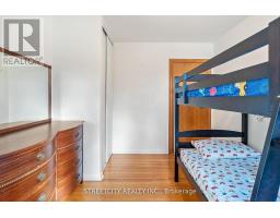 306 BURLINGTON CRESCENT - 19