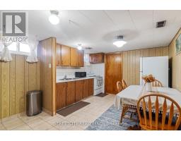 306 BURLINGTON CRESCENT - 27