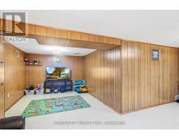 306 BURLINGTON CRESCENT - 30