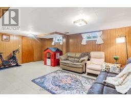 306 BURLINGTON CRESCENT - 32