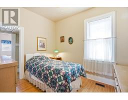 80 SANDERS STREET W - 18