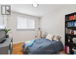 19 KENDALL COURT - 30