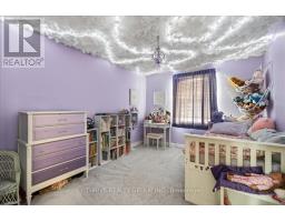 19 KENDALL COURT - 33