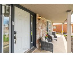 19 KENDALL COURT - 6