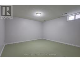 42 OLDEWOOD CRESCENT - 37