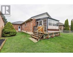 42 OLDEWOOD CRESCENT - 43