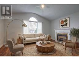 42 OLDEWOOD CRESCENT - 8