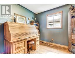 114 CONNAUGHT AVENUE - 12