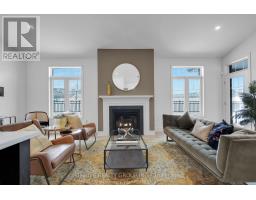 15 - 1080 UPPERPOINT AVENUE - 11