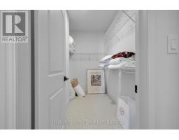 15 - 1080 UPPERPOINT AVENUE - 29