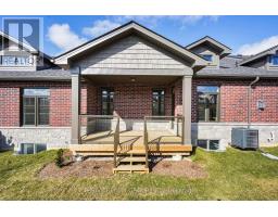 15 - 1080 UPPERPOINT AVENUE - 40