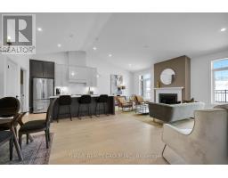 15 - 1080 UPPERPOINT AVENUE - 8