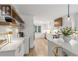 22 BRISCOE STREET E - 10