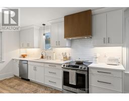 22 BRISCOE STREET E - 11