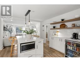 22 BRISCOE STREET E - 12