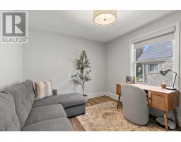 22 BRISCOE STREET E - 16