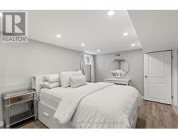 22 BRISCOE STREET E - 31