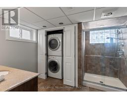 22 BRISCOE STREET E - 34