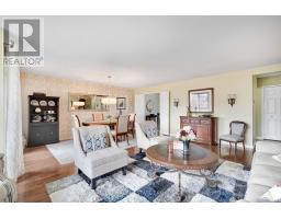 204 - 1180 COMMISSIONERS ROAD - 15