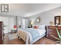 204 - 1180 COMMISSIONERS ROAD - 32