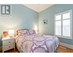 32 ST ANDREW STREET - 15