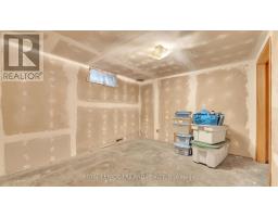 187 FAIRWAY AVENUE - 20