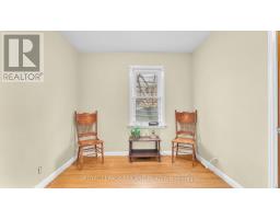 187 FAIRWAY AVENUE - 9