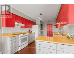 52 - 1500 RICHMOND STREET - 12