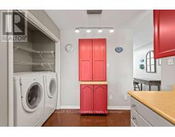 52 - 1500 RICHMOND STREET - 16