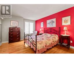 52 - 1500 RICHMOND STREET - 23