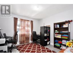 25 - 61 VIENNA ROAD - 19