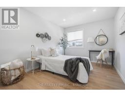 310 - 735 DEVERON CRESCENT - 19