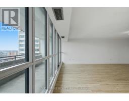 701 - 389 DUNDAS STREET - 10