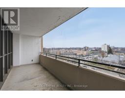 701 - 389 DUNDAS STREET - 12