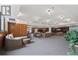 701 - 389 DUNDAS STREET - 35