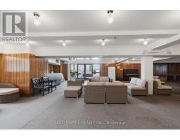 701 - 389 DUNDAS STREET - 36