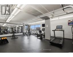 701 - 389 DUNDAS STREET - 43