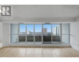 701 - 389 DUNDAS STREET - 9