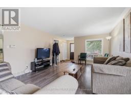 447 CASTLEGROVE COURT N - 11