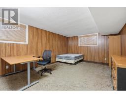 447 CASTLEGROVE COURT N - 24