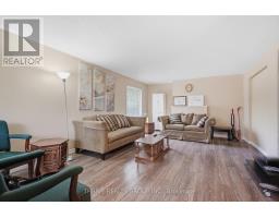 447 CASTLEGROVE COURT N - 8