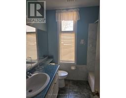 16 ARTHUR STREET - 6