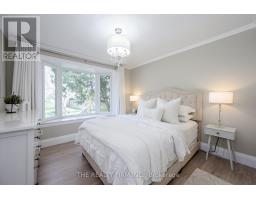 21584 HIGHBURY AVENUE N - 20