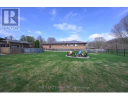 21584 HIGHBURY AVENUE N - 46