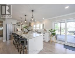 21584 HIGHBURY AVENUE N - 6