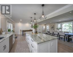 21584 HIGHBURY AVENUE N - 8