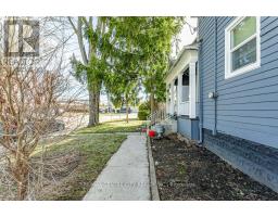 52 PRINCESS AVENUE - 37