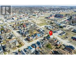 52 PRINCESS AVENUE - 39